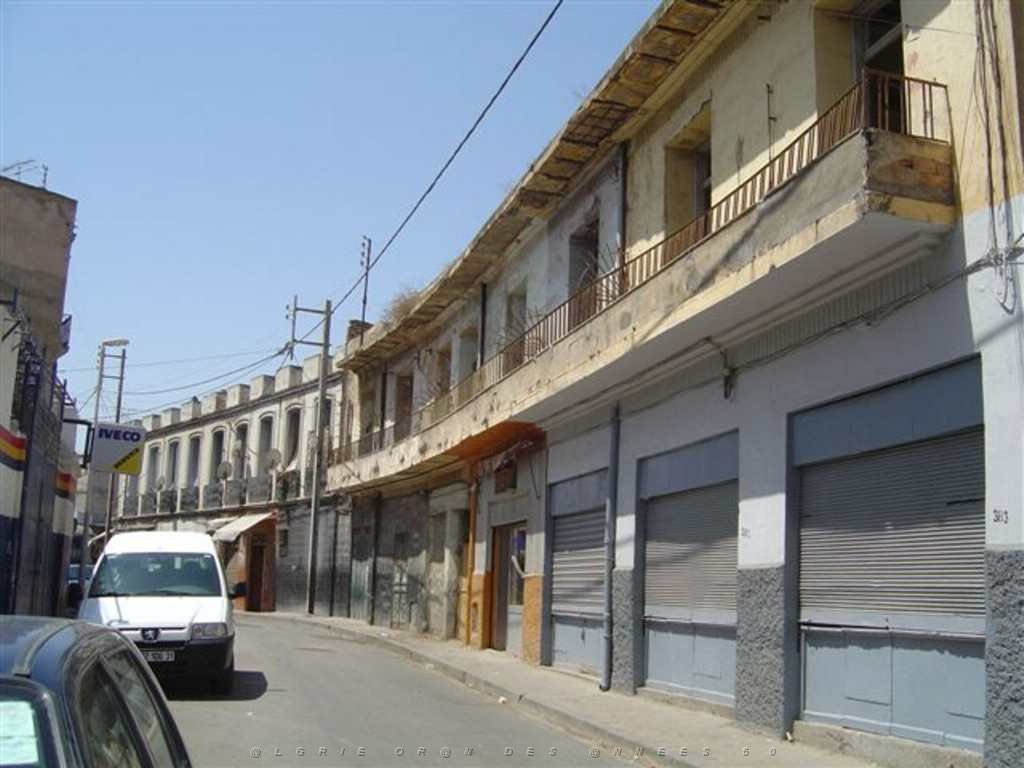 ORAN AOUT 2007 Fustel de Coulanges 3 et 8 3.JPG